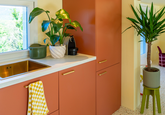 photo de la cuisine en ocre