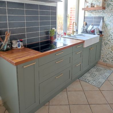 Cuisine Adèle vert régiment Ikea Faktum