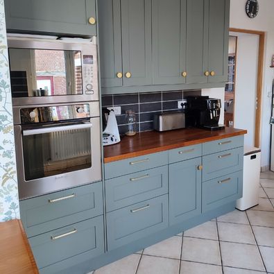 Cuisine Adèle vert régiment Ikea Faktum